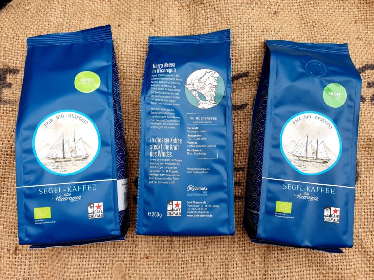 Bild zeigt Segelkaffee auf Jute