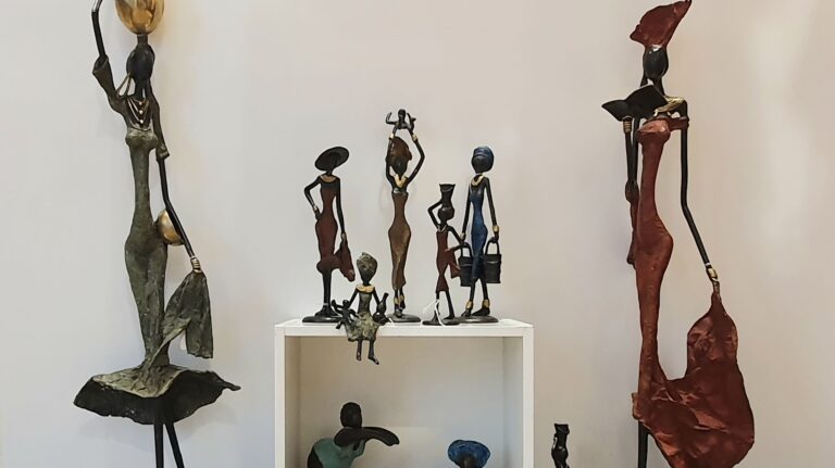 Bronzefiguren von Moogoo Creative Africa: Ein Ausdruck von Kunst, Handwerk und Fairness